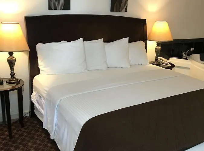 Gold Pan Lodge